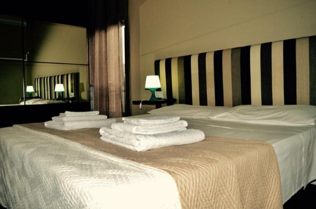 Battisti Rooms & Breakfast Lecce Zewnętrze zdjęcie