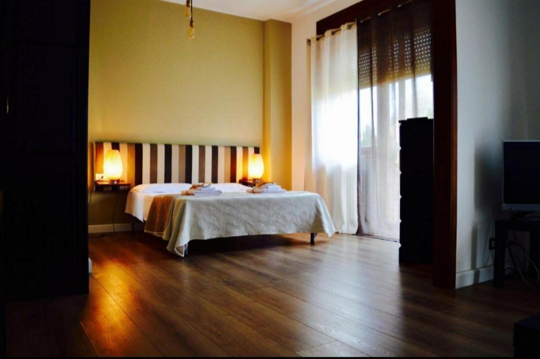 Battisti Rooms & Breakfast Lecce Zewnętrze zdjęcie